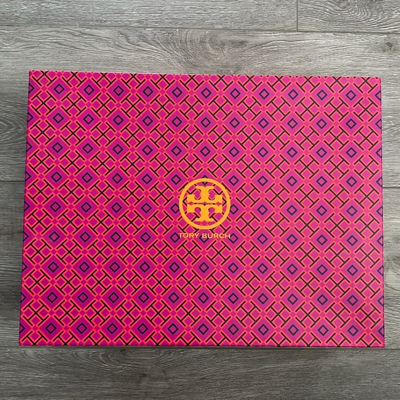 Tory Burch Size 9 - Picture 2 of 4